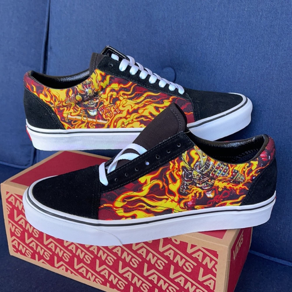 Vans WMNS Old Skool Samurai Rising Black/True White Sneakers - Picture 10 of 16